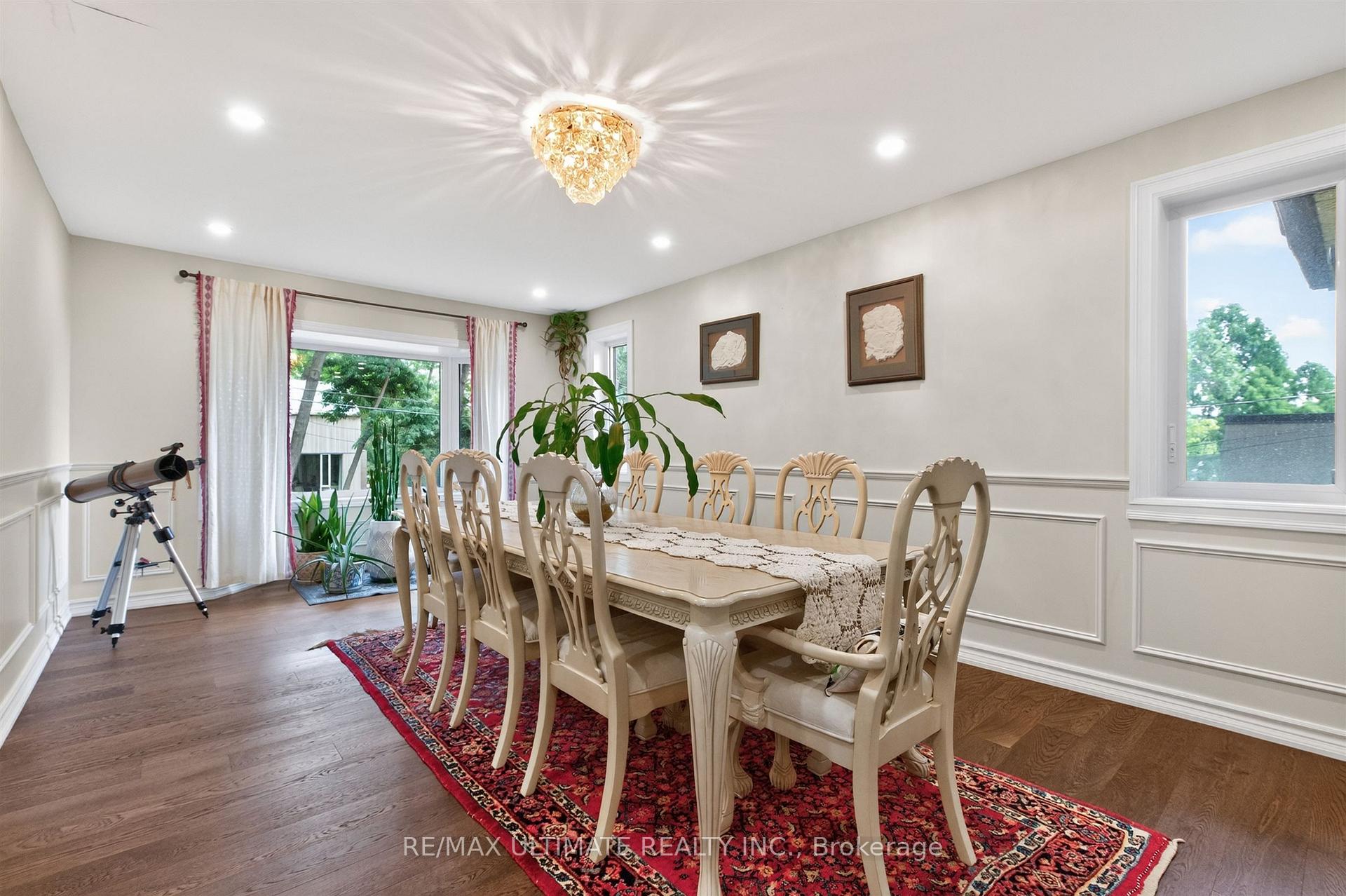 Photo 6 of Unit Upper, 39 Riverside Crescent, Toronto, High Park-Swansea — HOMEH