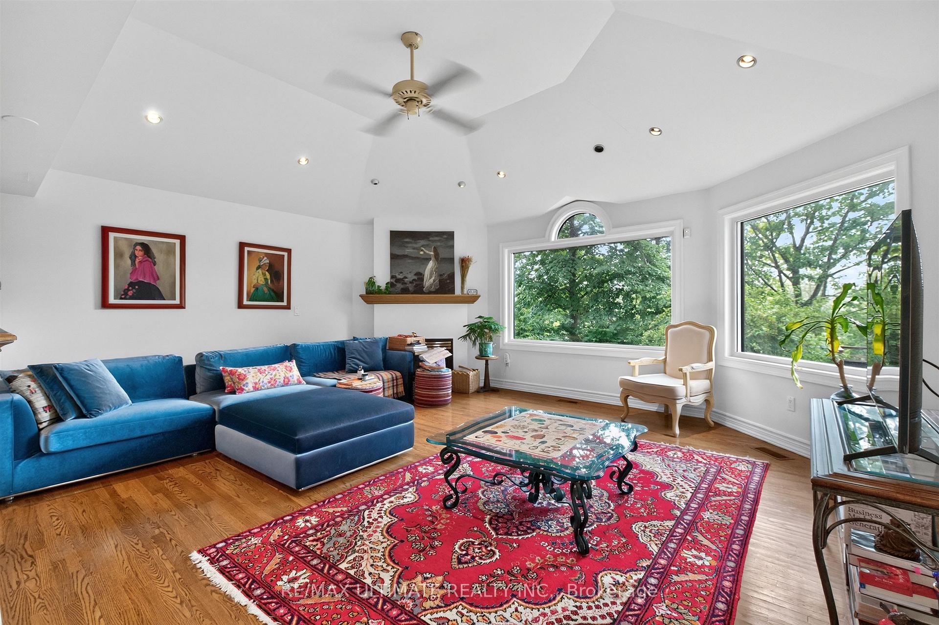 Photo 11 of Unit Upper, 39 Riverside Crescent, Toronto, High Park-Swansea — HOMEH