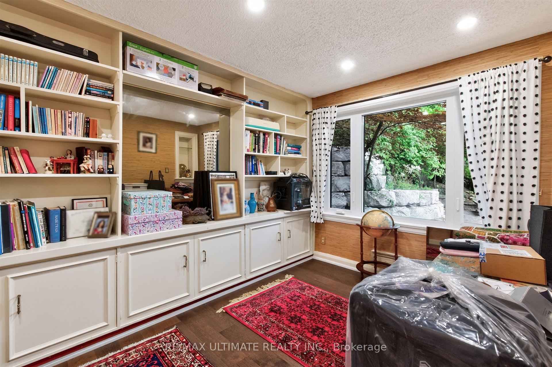 Photo 15 of Unit Upper, 39 Riverside Crescent, Toronto, High Park-Swansea — HOMEH