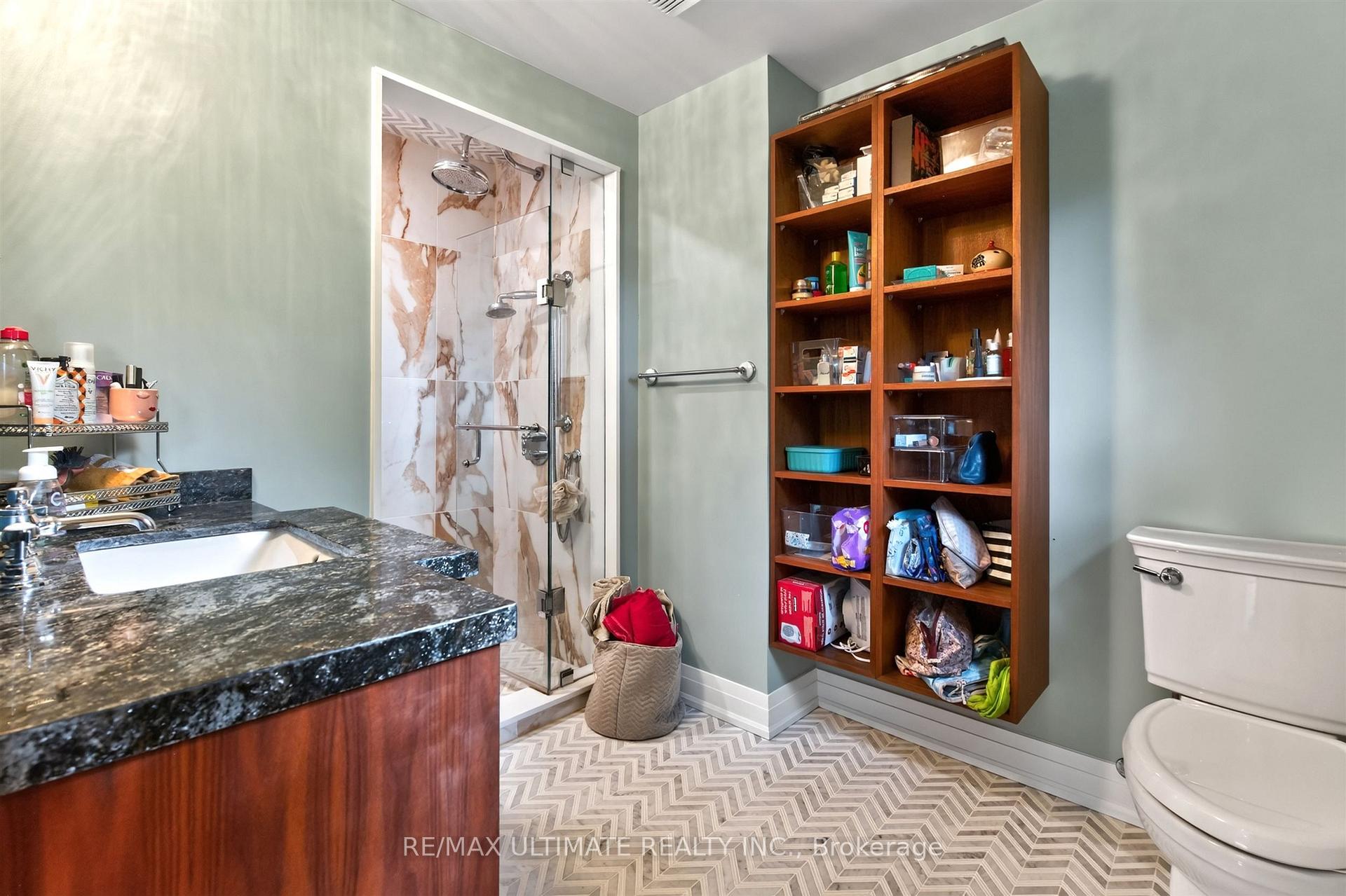 Photo 20 of Unit Upper, 39 Riverside Crescent, Toronto, High Park-Swansea — HOMEH