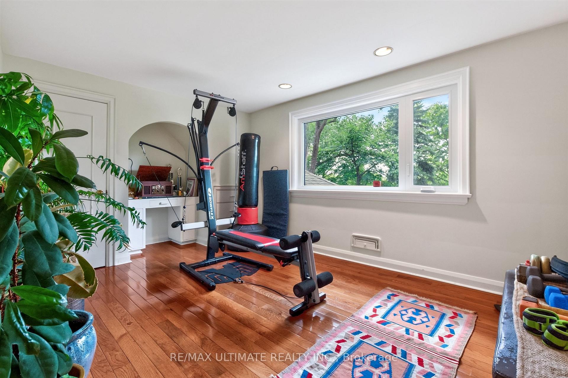 Photo 24 of Unit Upper, 39 Riverside Crescent, Toronto, High Park-Swansea — HOMEH
