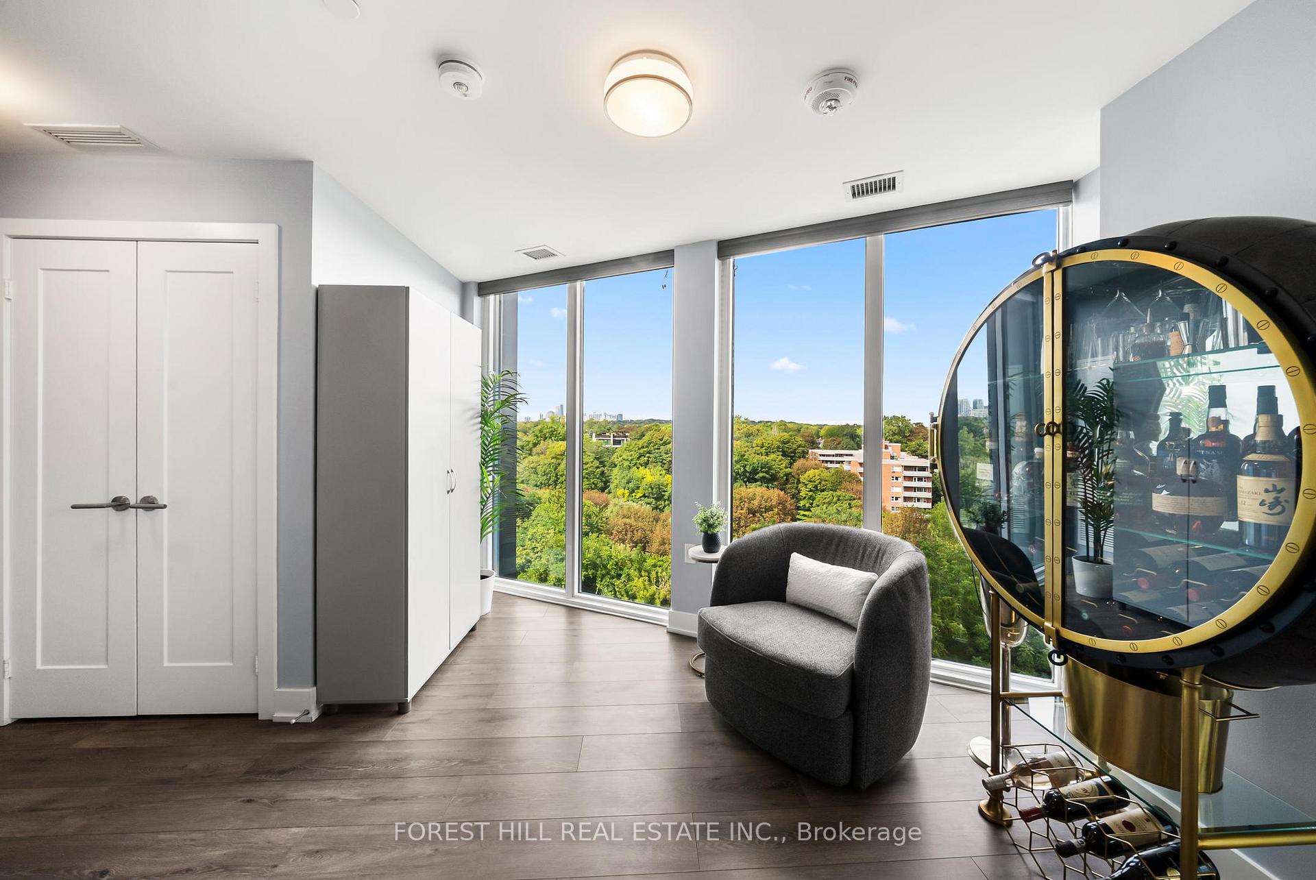 Photo 4 of Unit 503, 575 Bloor Street E, Toronto, North St. James Town — HOMEH