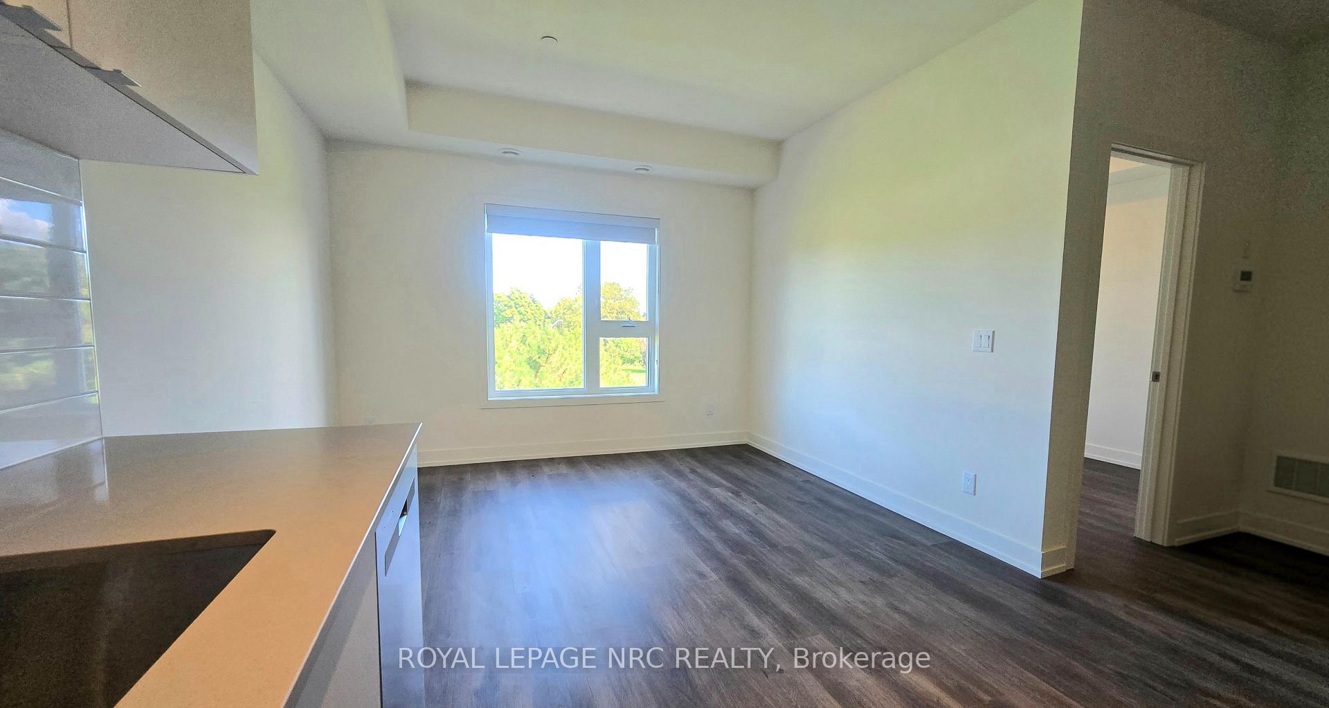 Photo 13 of Unit 305B, 16 Melbourne Avenue, St. Catharines, E. Chester — HOMEH