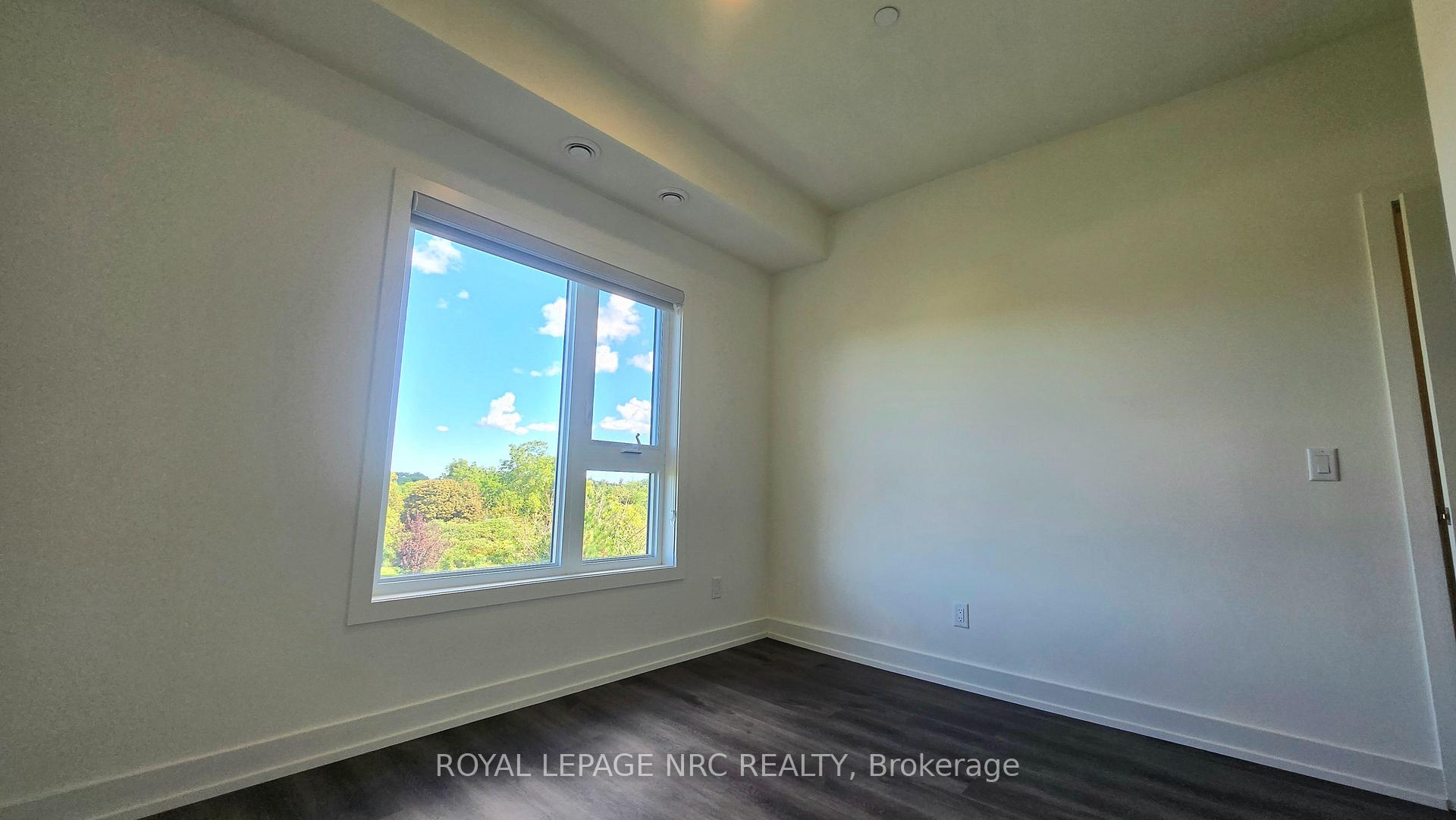 Photo 23 of Unit 305B, 16 Melbourne Avenue, St. Catharines, E. Chester — HOMEH