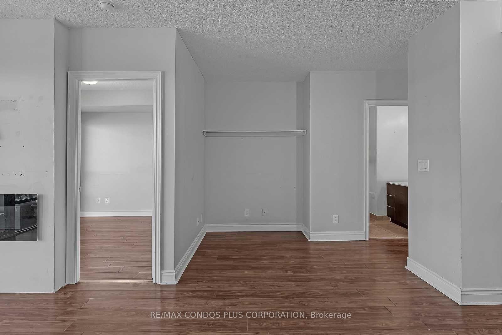 Photo 8 of Unit 1906, 16 Brookers Lane, Etobicoke, Mimico — HOMEH