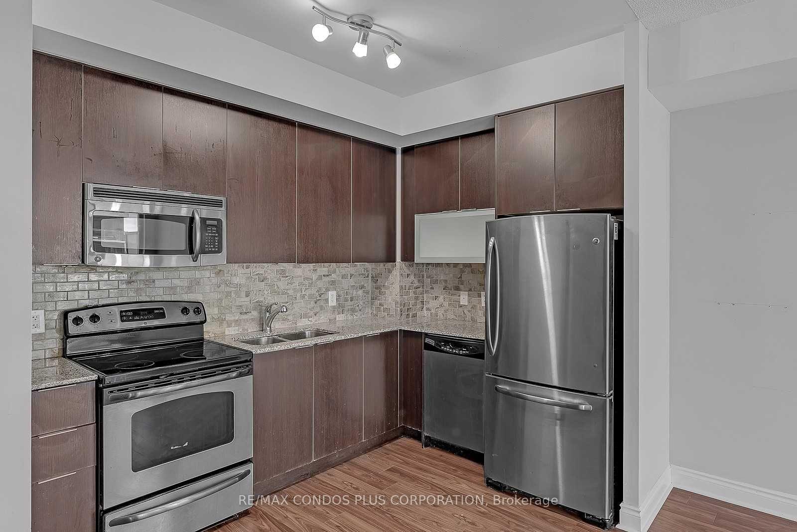 Photo 9 of Unit 1906, 16 Brookers Lane, Etobicoke, Mimico — HOMEH