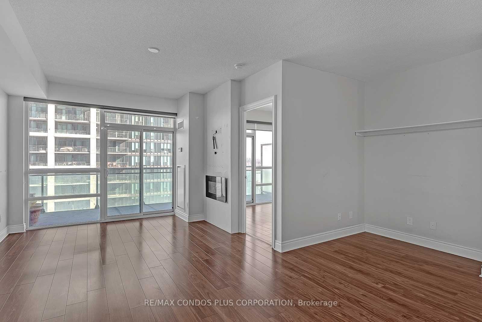 Photo 12 of Unit 1906, 16 Brookers Lane, Etobicoke, Mimico — HOMEH