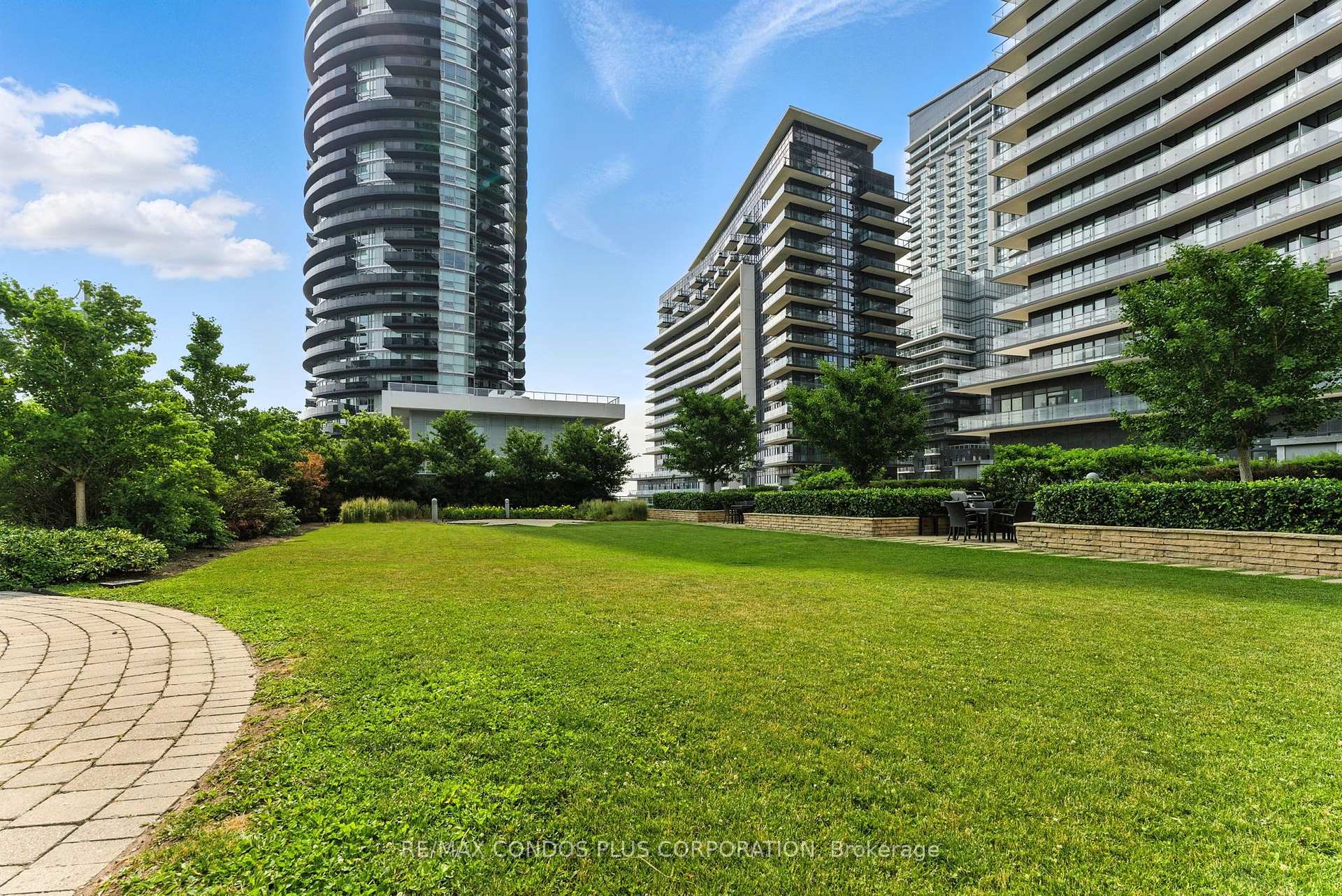 Photo 29 of Unit 1906, 16 Brookers Lane, Etobicoke, Mimico — HOMEH