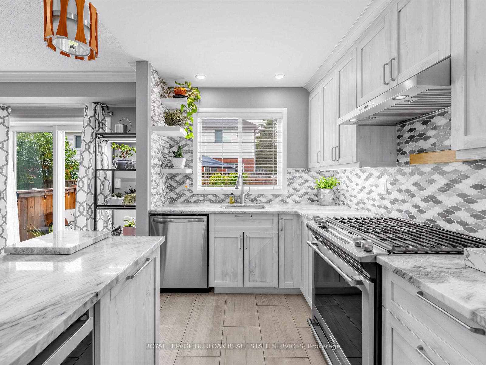 Photo 10 of Unit 65, 710 Spring Gardens Road, Burlington, Bayview — HOMEH