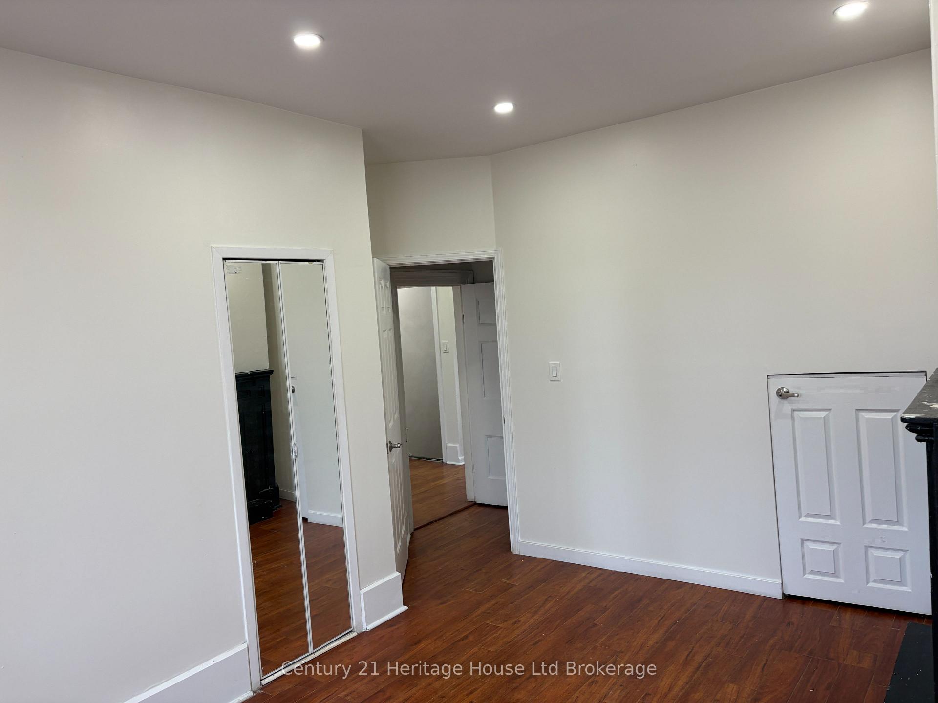 Photo 11 of Unit 2, 694 Dundas Street, Woodstock, Woodstock - South — HOMEH