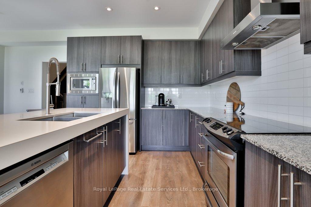 Photo 11 of 3155 Mintwood Circle, Oakville, Glenorchy — HOMEH