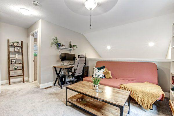 Photo 16 of 1625 Valhalla Street, London, North E — HOMEH