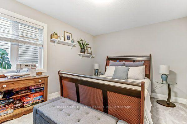 Photo 18 of 1625 Valhalla Street, London, North E — HOMEH