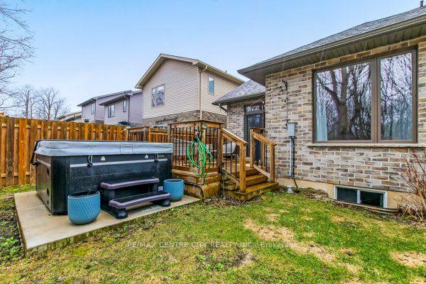 Photo 21 of 1625 Valhalla Street, London, North E — HOMEH