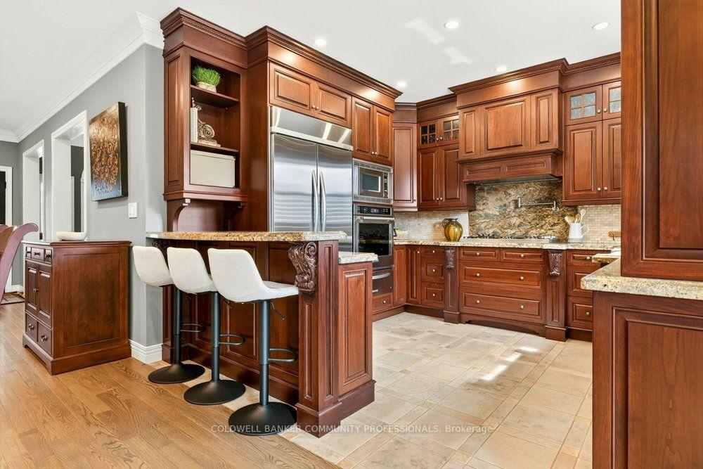 Photo 11 of 55 Chianti Crescent, Hamilton, Winona — HOMEH