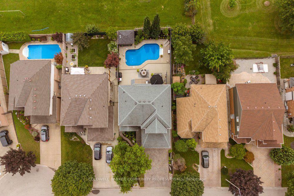 Photo 42 of 55 Chianti Crescent, Hamilton, Winona — HOMEH