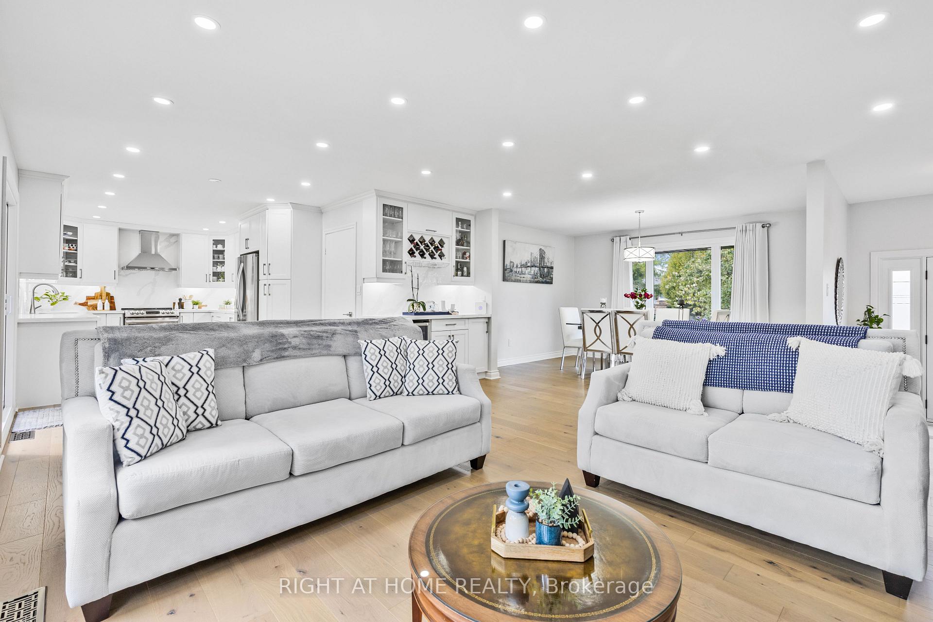 Photo 5 of 23 Riverview Boulevard, St. Catharines, Glendale/Glenridge — HOMEH
