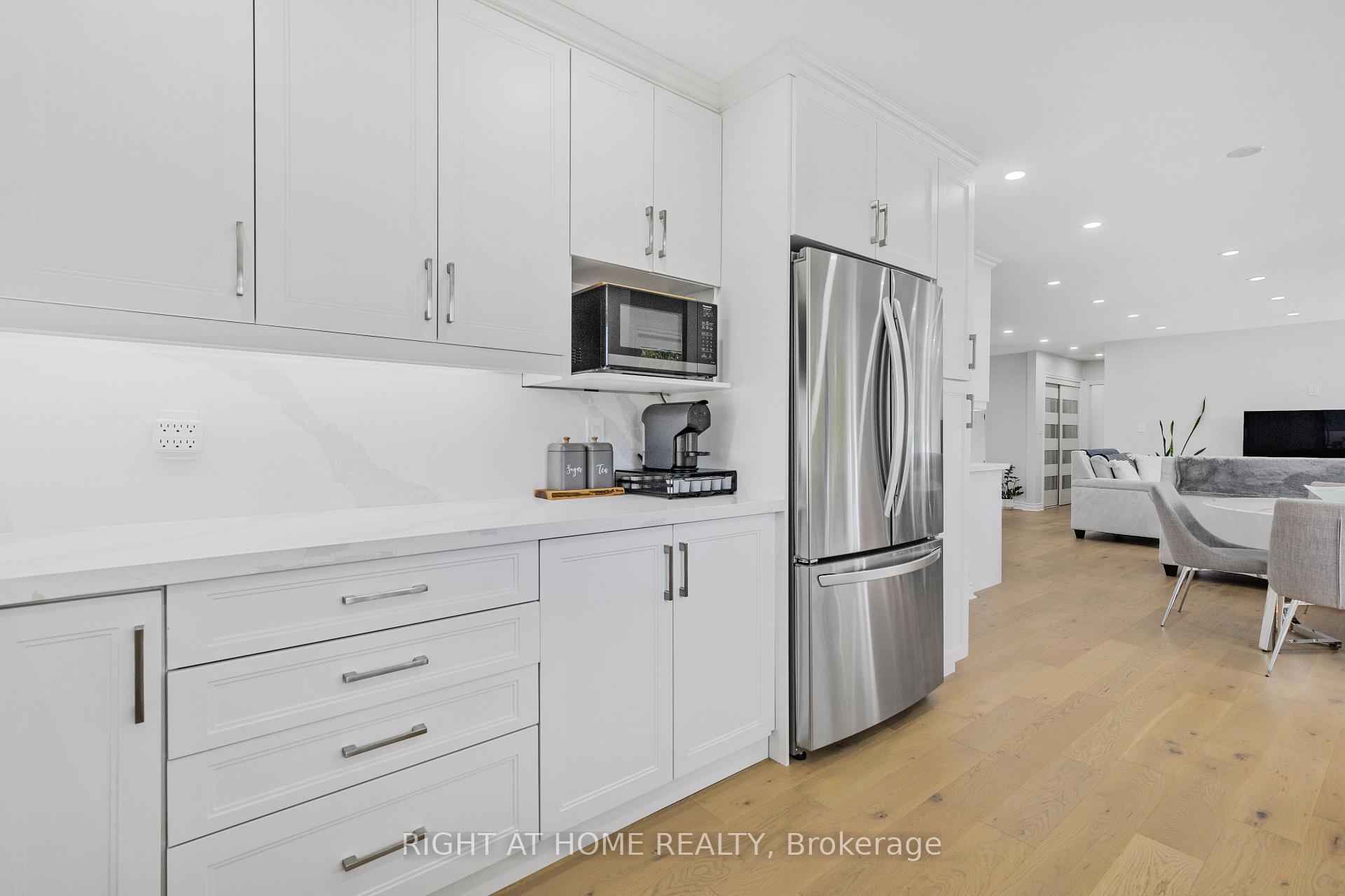 Photo 11 of 23 Riverview Boulevard, St. Catharines, Glendale/Glenridge — HOMEH