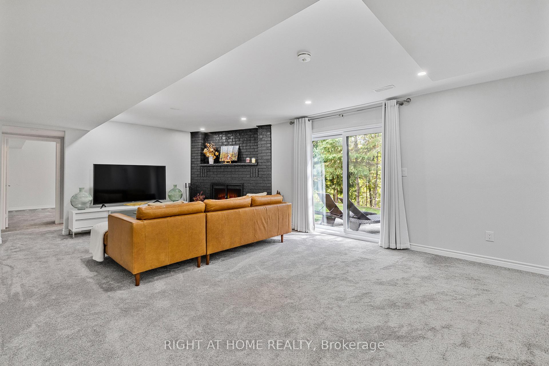 Photo 19 of 23 Riverview Boulevard, St. Catharines, Glendale/Glenridge — HOMEH