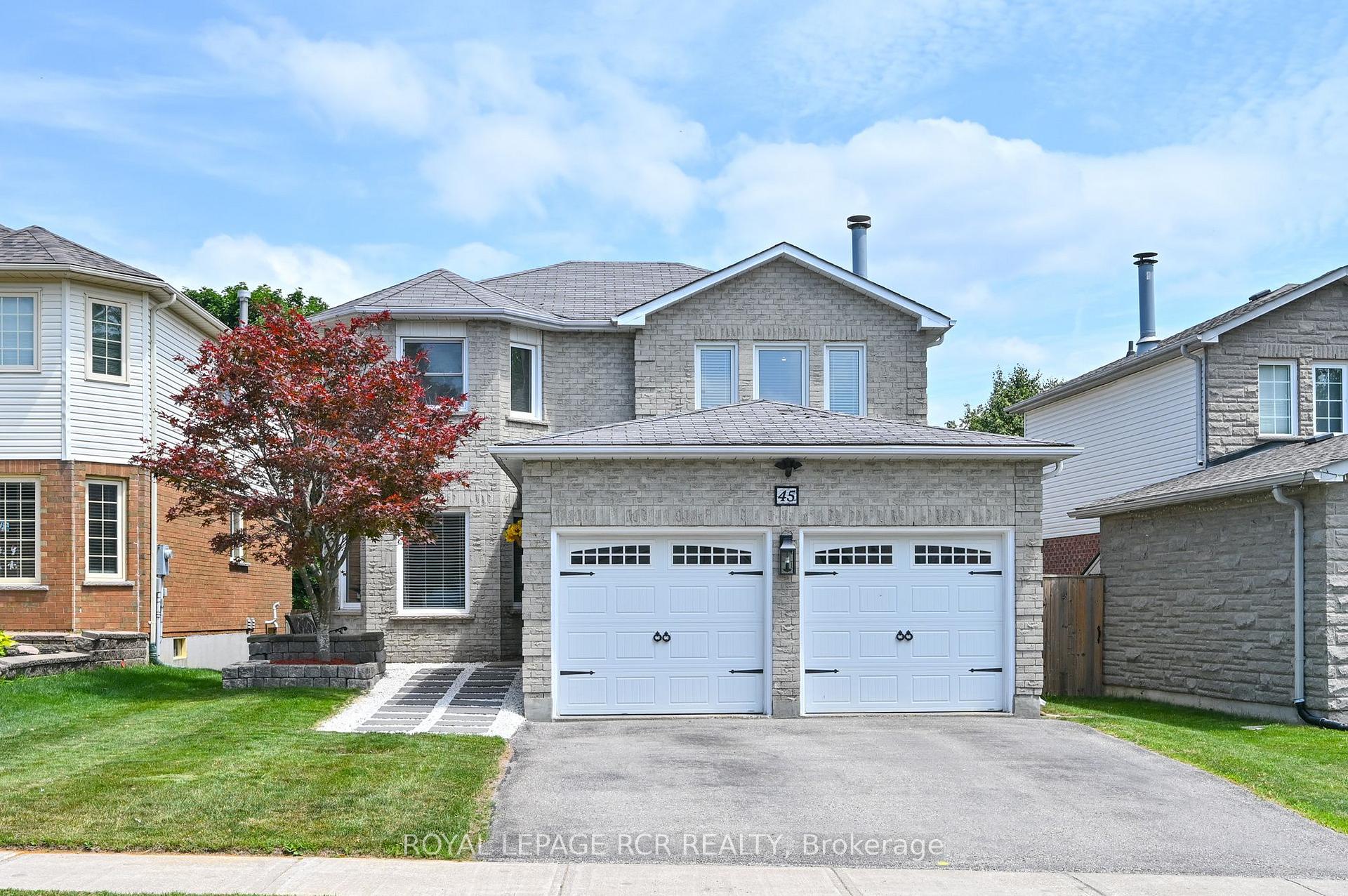 Photo 2 of 45 Fieldgate Drive, Orangeville — HOMEH