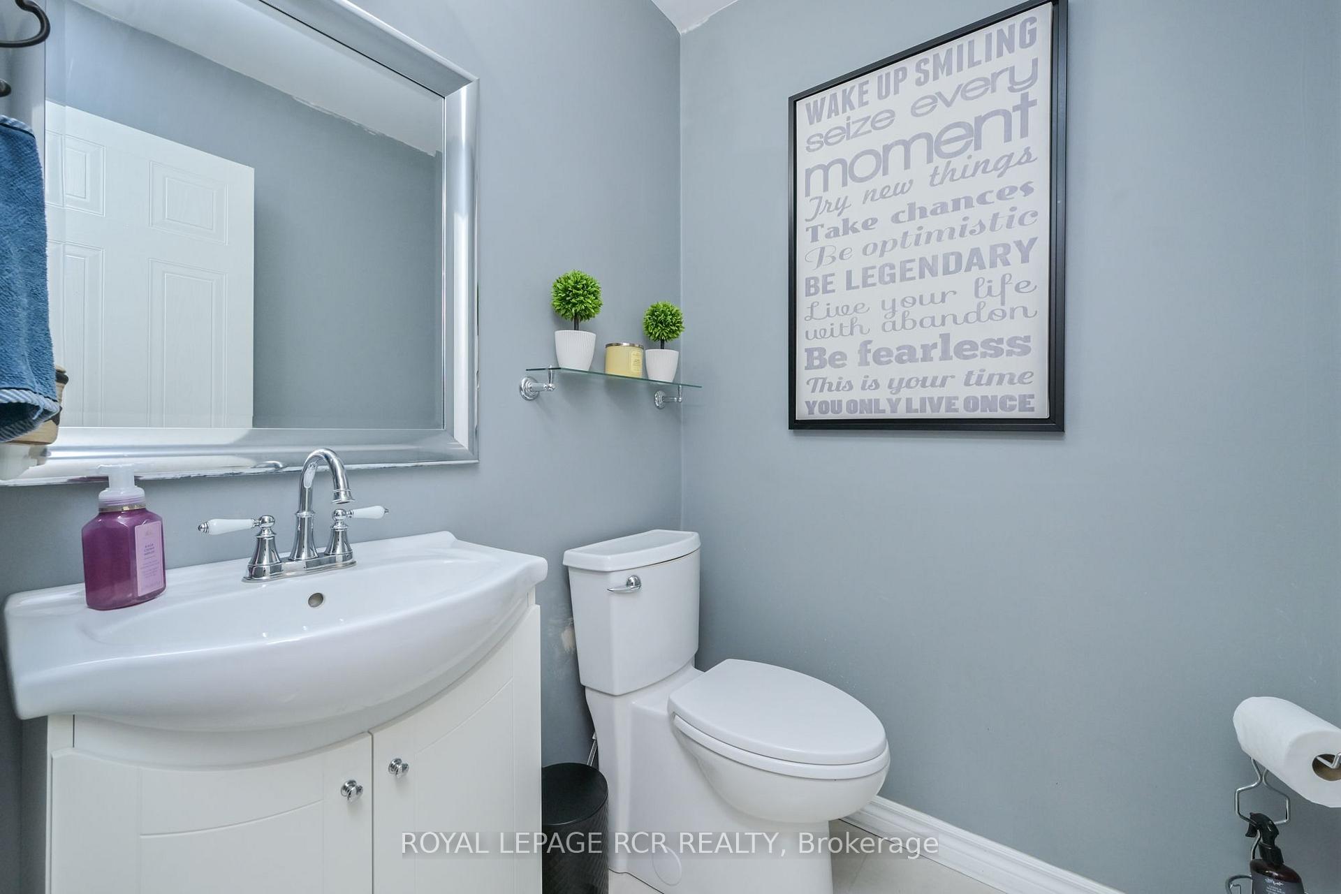 Photo 16 of 45 Fieldgate Drive, Orangeville — HOMEH
