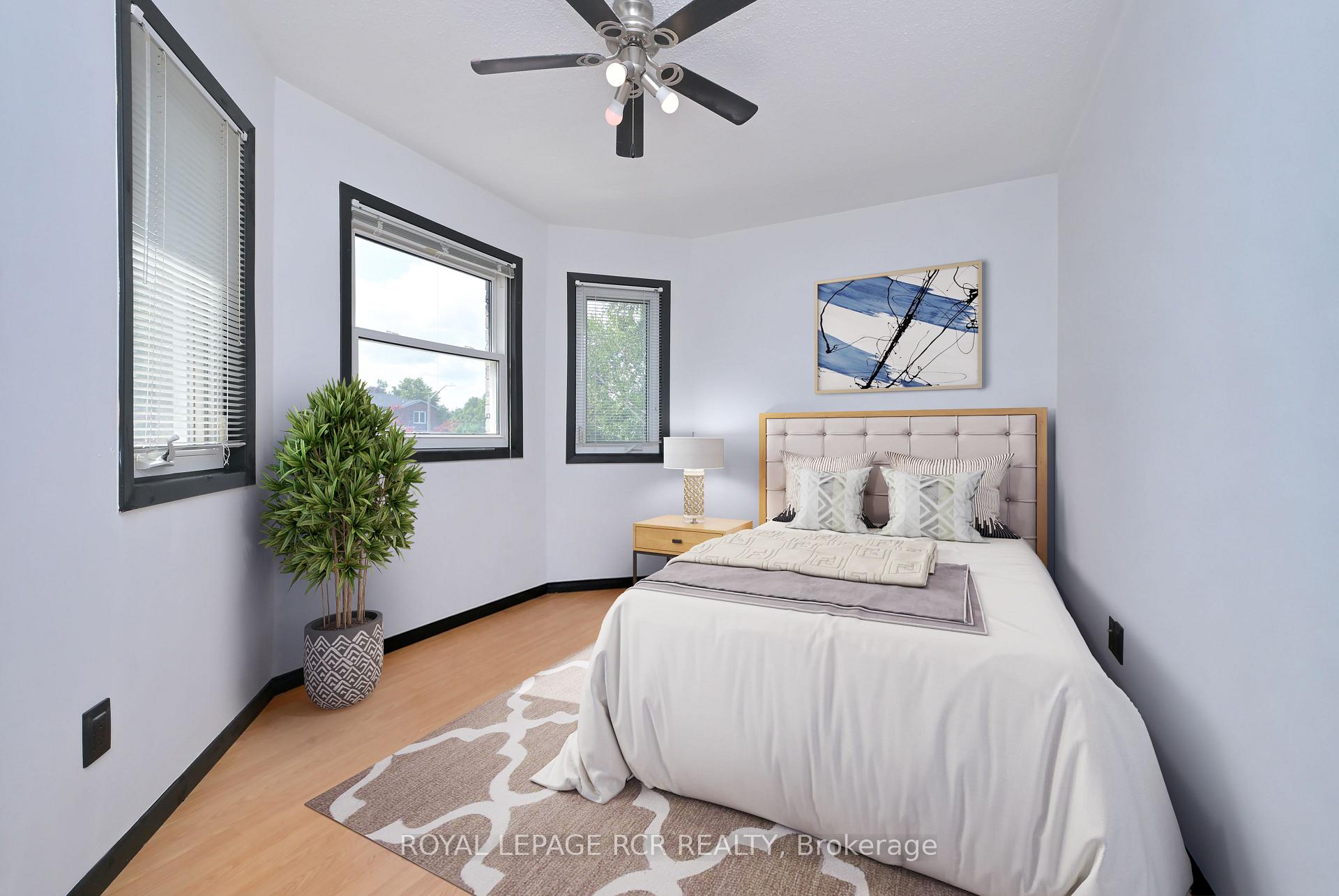 Photo 29 of 45 Fieldgate Drive, Orangeville — HOMEH