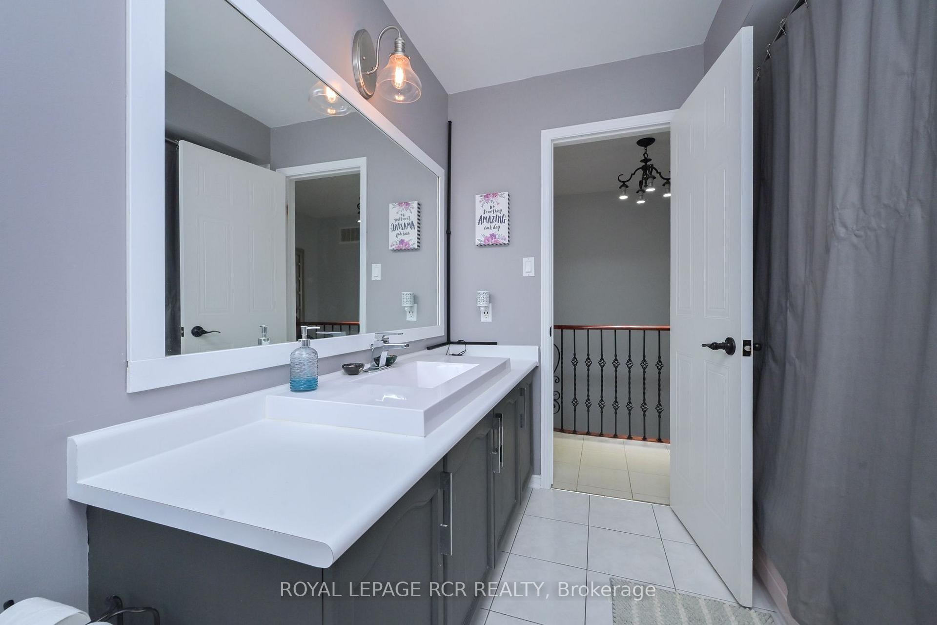 Photo 30 of 45 Fieldgate Drive, Orangeville — HOMEH