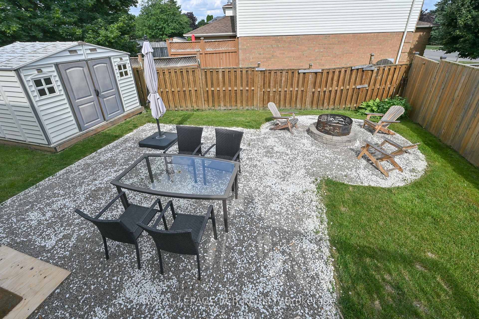 Photo 38 of 45 Fieldgate Drive, Orangeville — HOMEH