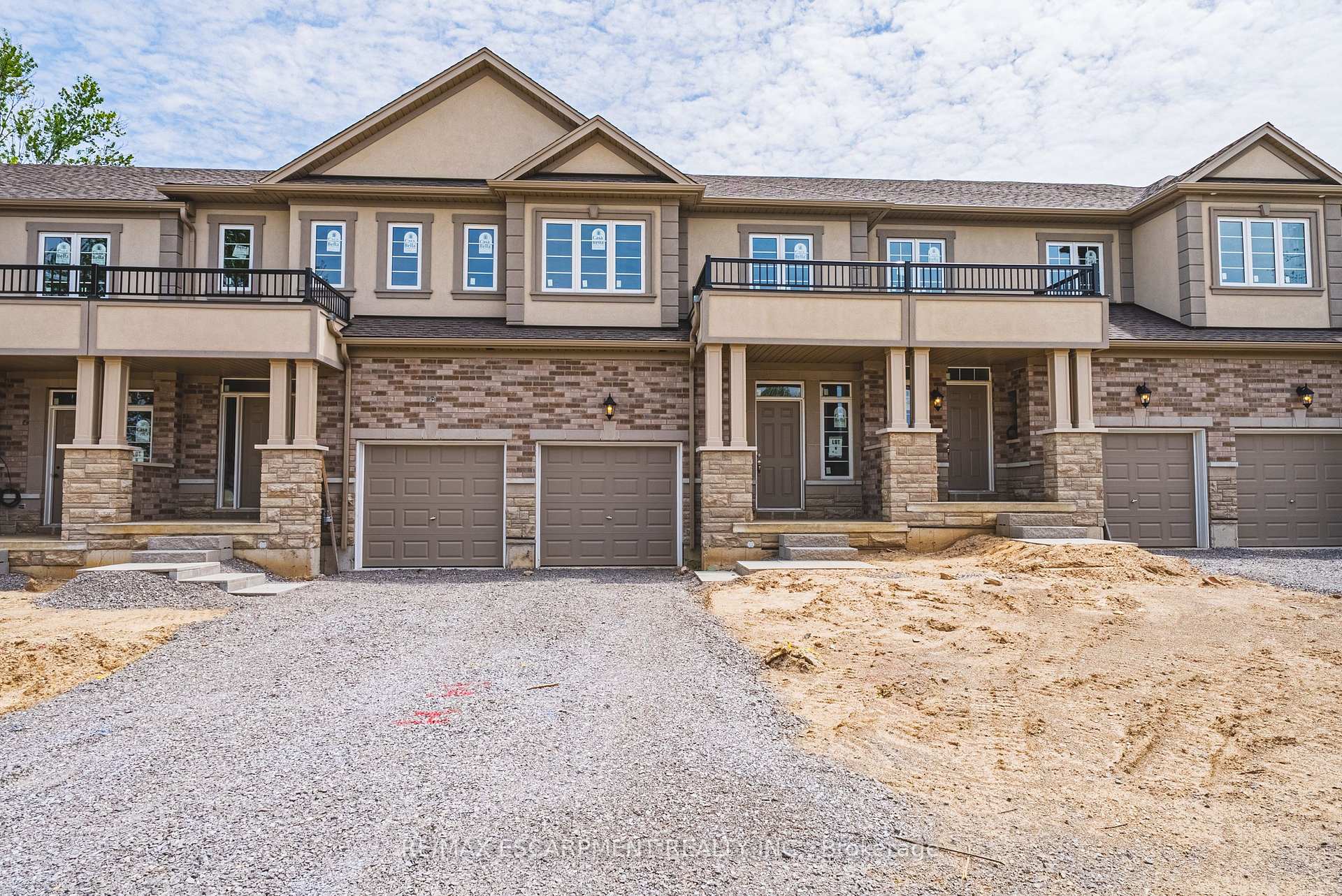 Photo 9 of 11 Davinci Boulevard, Hamilton, Carpenter — HOMEH