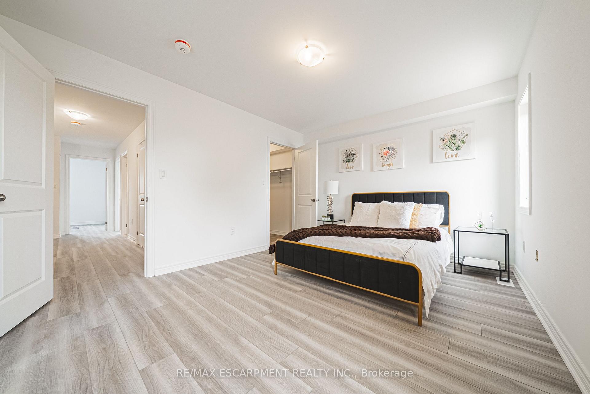 Photo 48 of 11 Davinci Boulevard, Hamilton, Carpenter — HOMEH