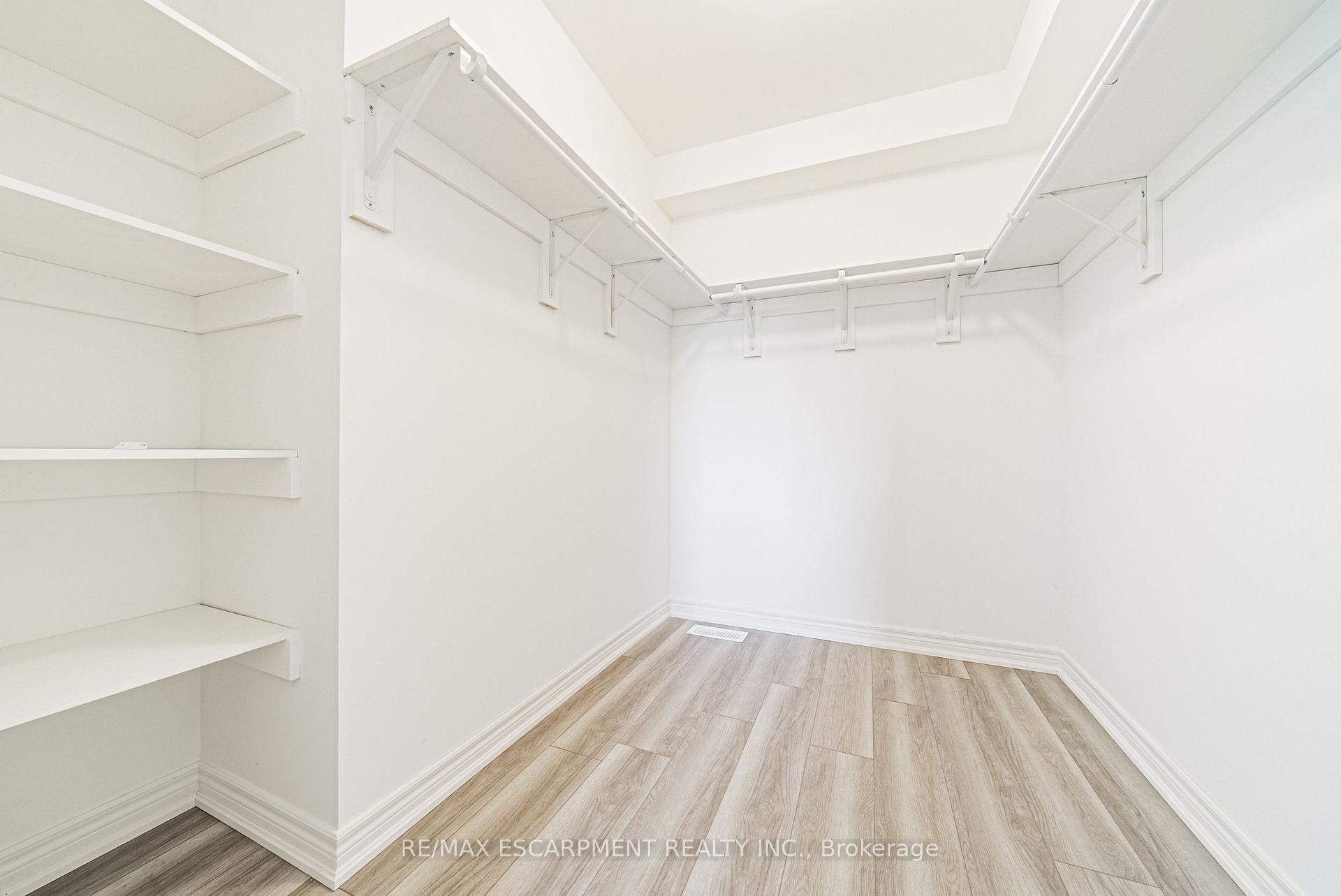 Photo 50 of 11 Davinci Boulevard, Hamilton, Carpenter — HOMEH