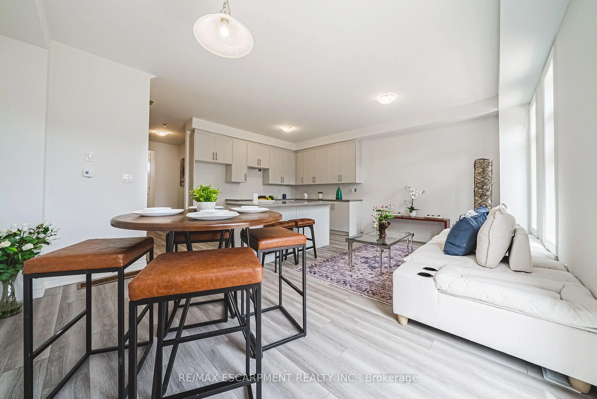 Photo 27 of 11 Davinci Boulevard, Hamilton, Carpenter — HOMEH