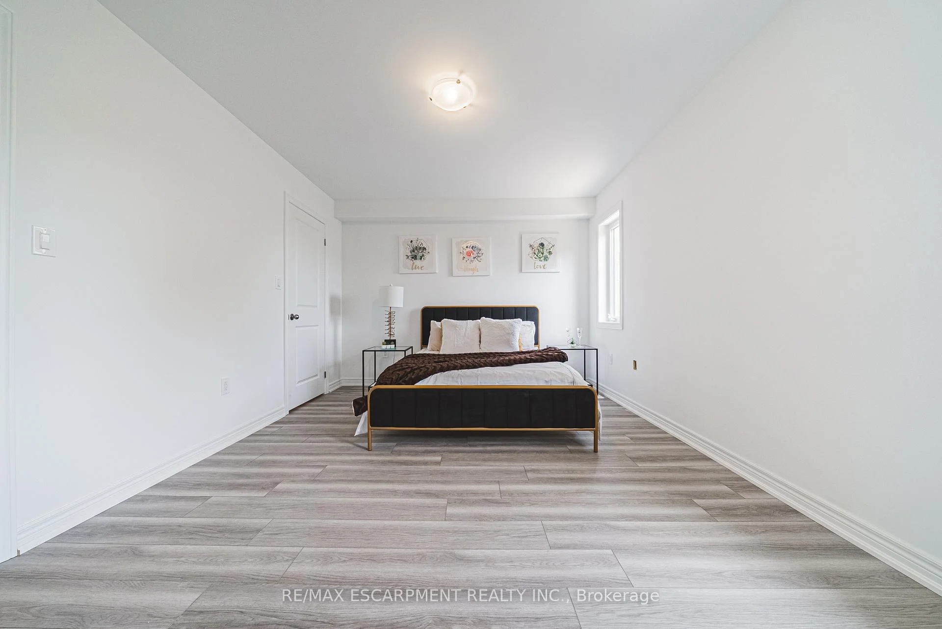 Photo 45 of 11 Davinci Boulevard, Hamilton, Carpenter — HOMEH