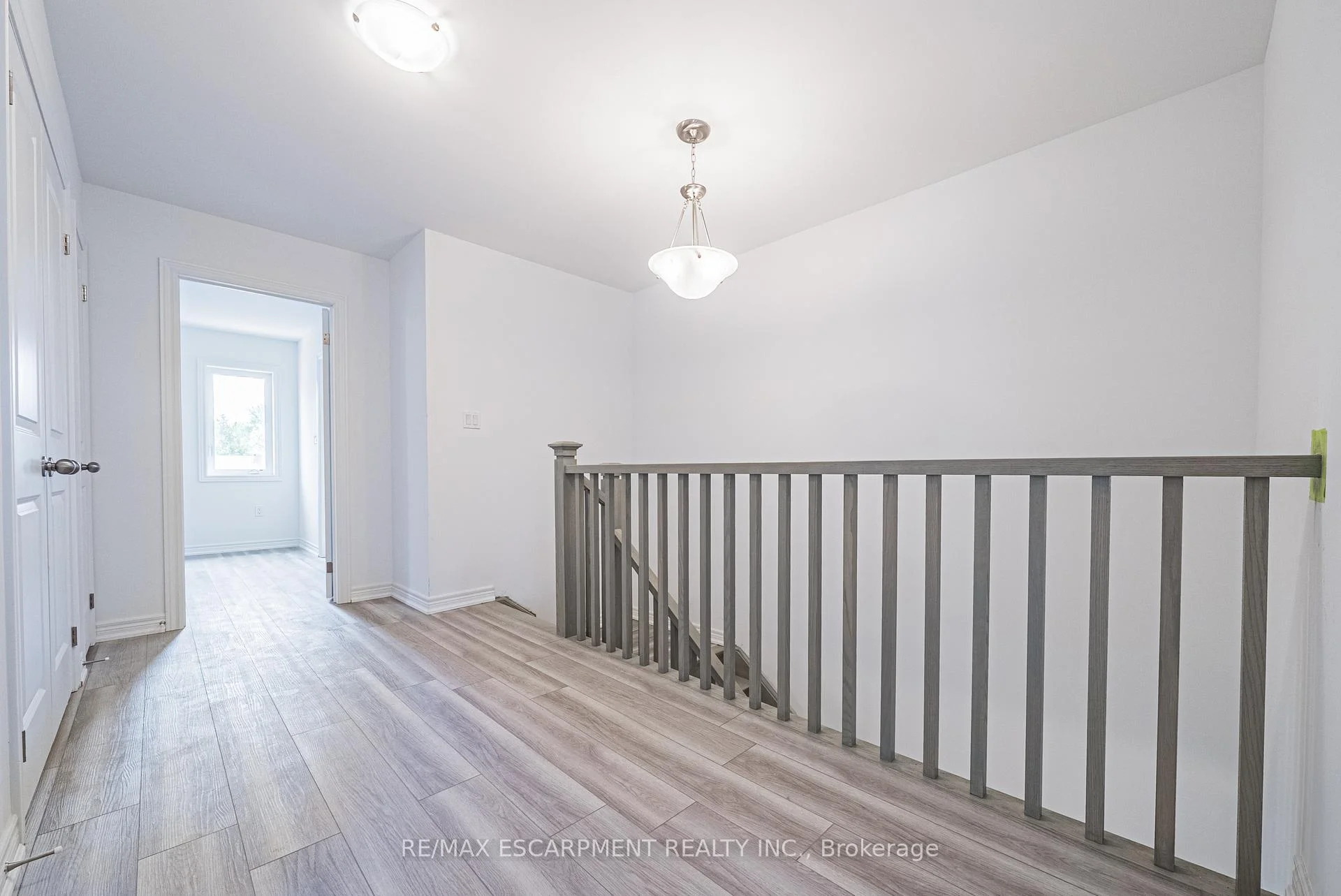 Photo 57 of 11 Davinci Boulevard, Hamilton, Carpenter — HOMEH