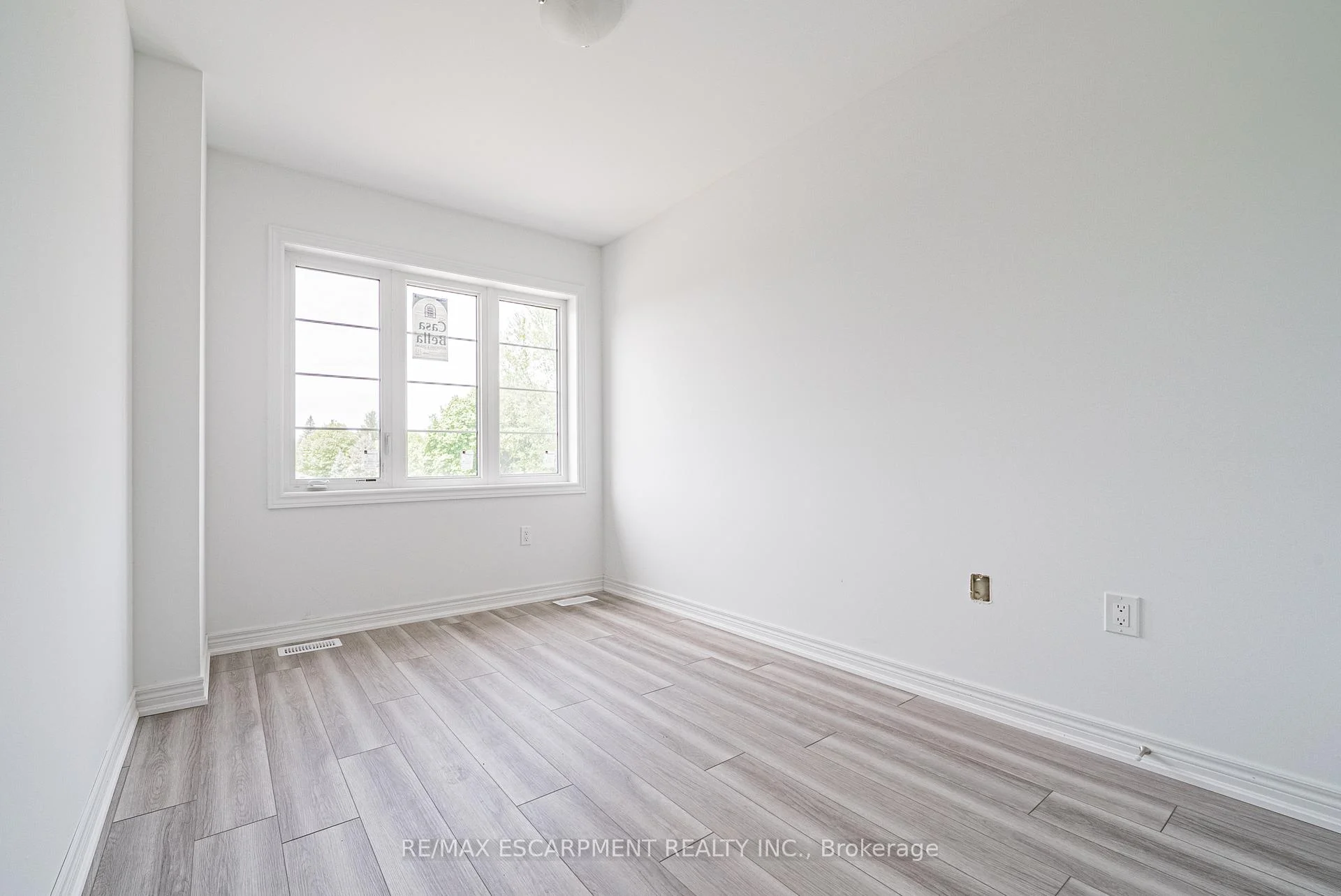 Photo 59 of 11 Davinci Boulevard, Hamilton, Carpenter — HOMEH