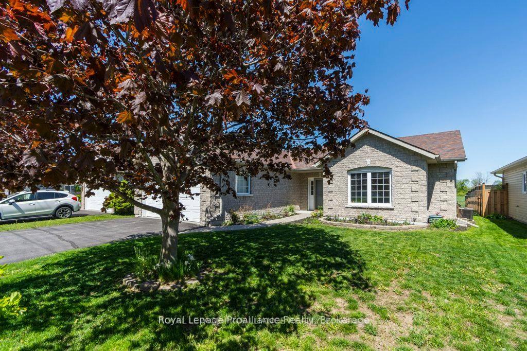 Photo 3 of 51 Applewood Drive, Brighton — HOMEH