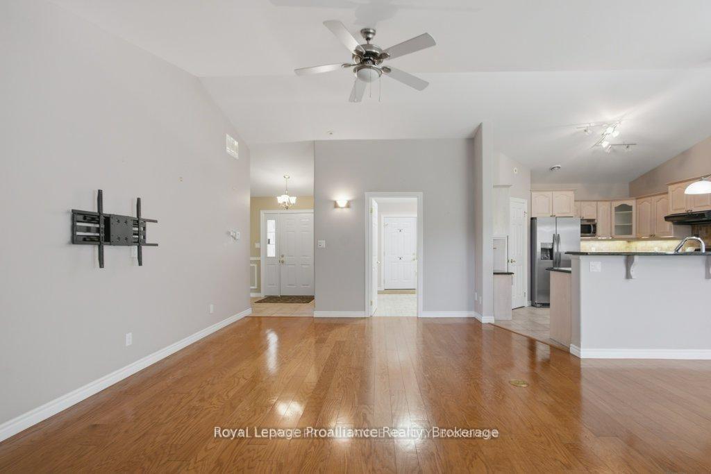 Photo 13 of 51 Applewood Drive, Brighton — HOMEH