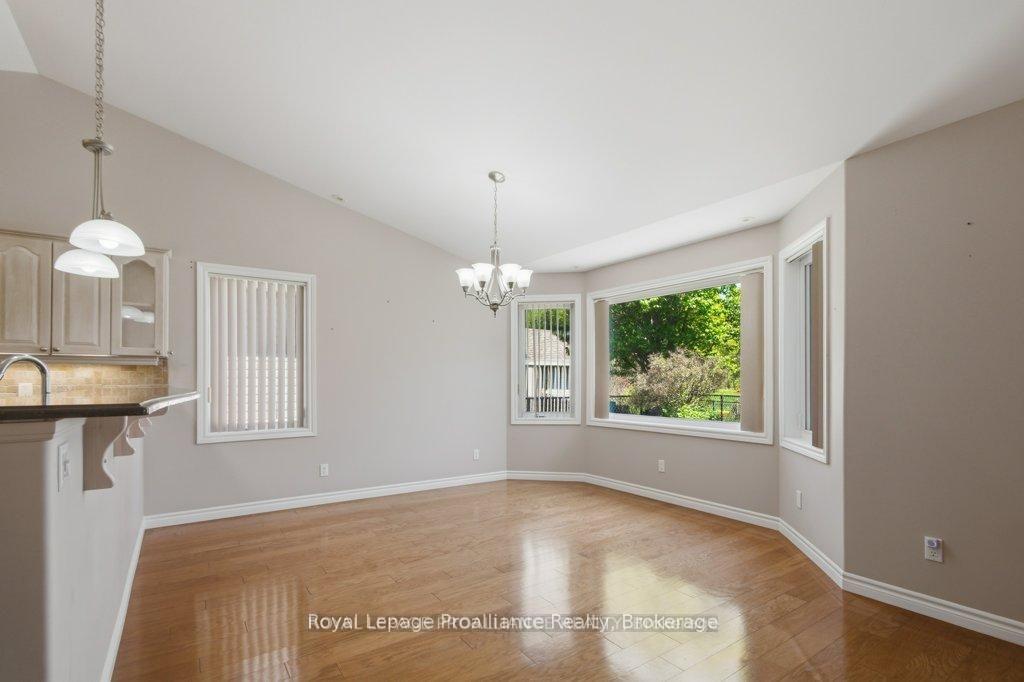Photo 21 of 51 Applewood Drive, Brighton — HOMEH