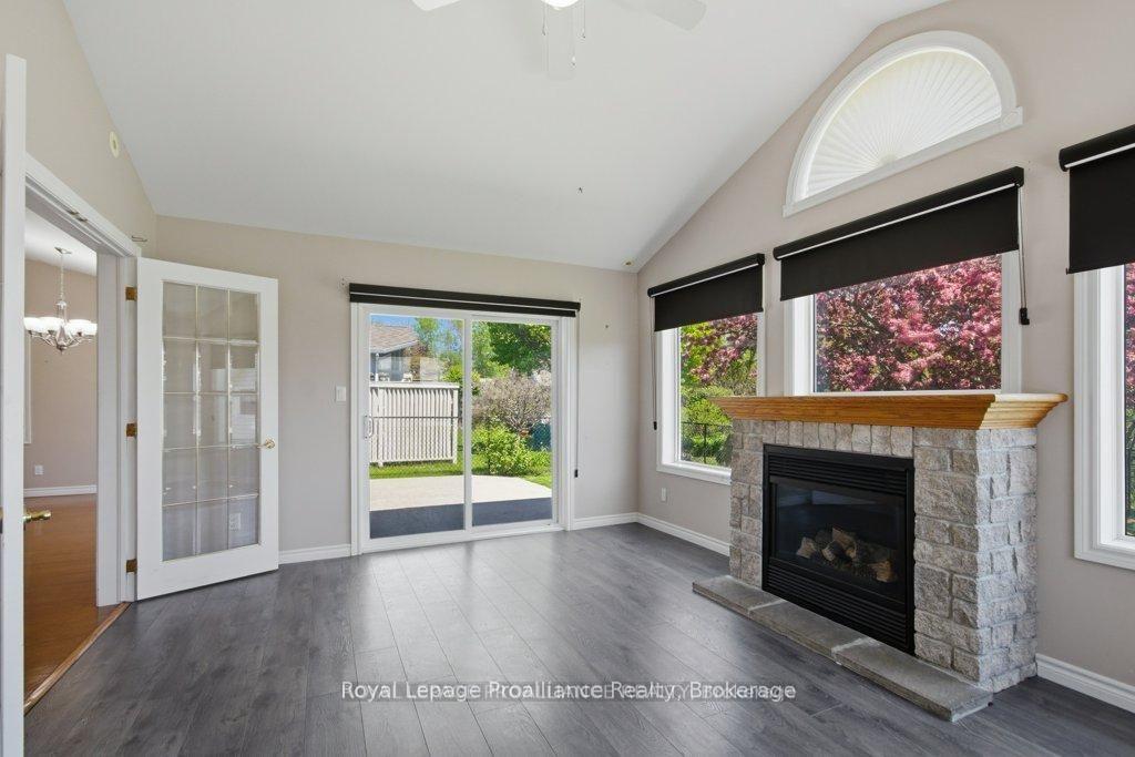 Photo 23 of 51 Applewood Drive, Brighton — HOMEH