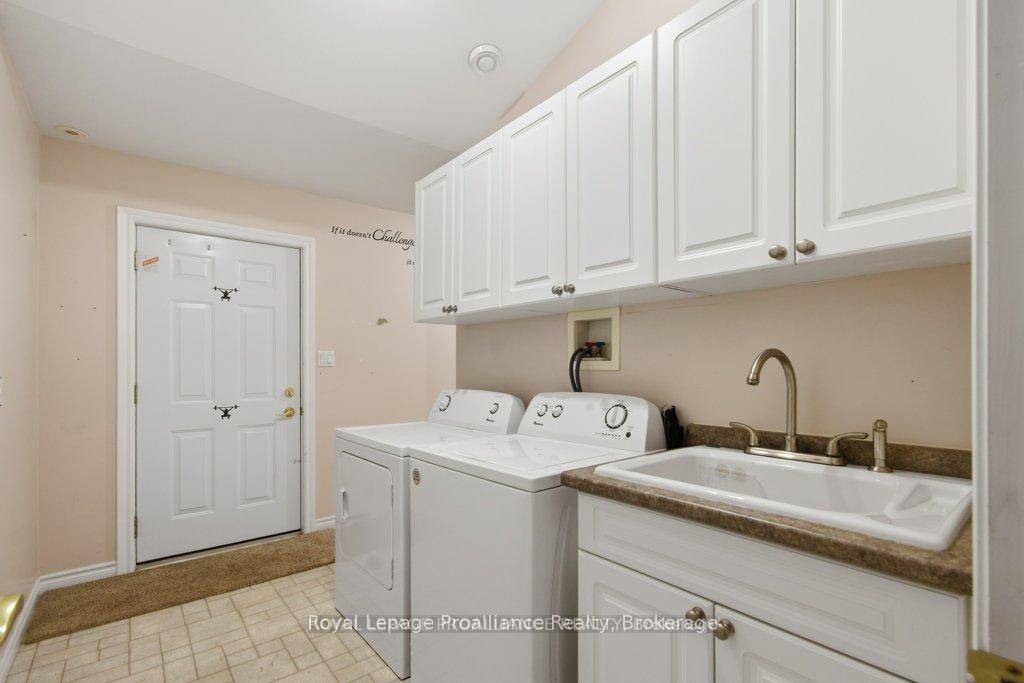 Photo 24 of 51 Applewood Drive, Brighton — HOMEH