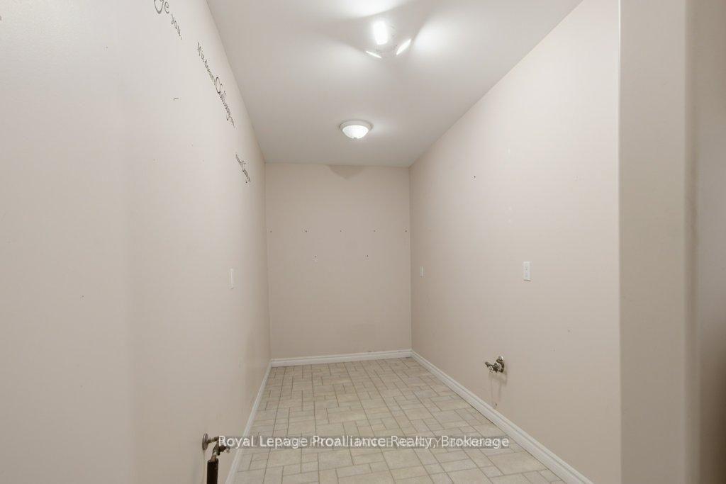 Photo 25 of 51 Applewood Drive, Brighton — HOMEH