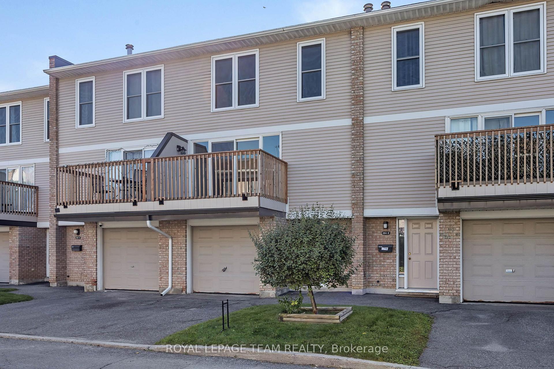 Photo 2 of Unit D, 284 Dalehurst Drive, Ottawa, Tanglewood — HOMEH