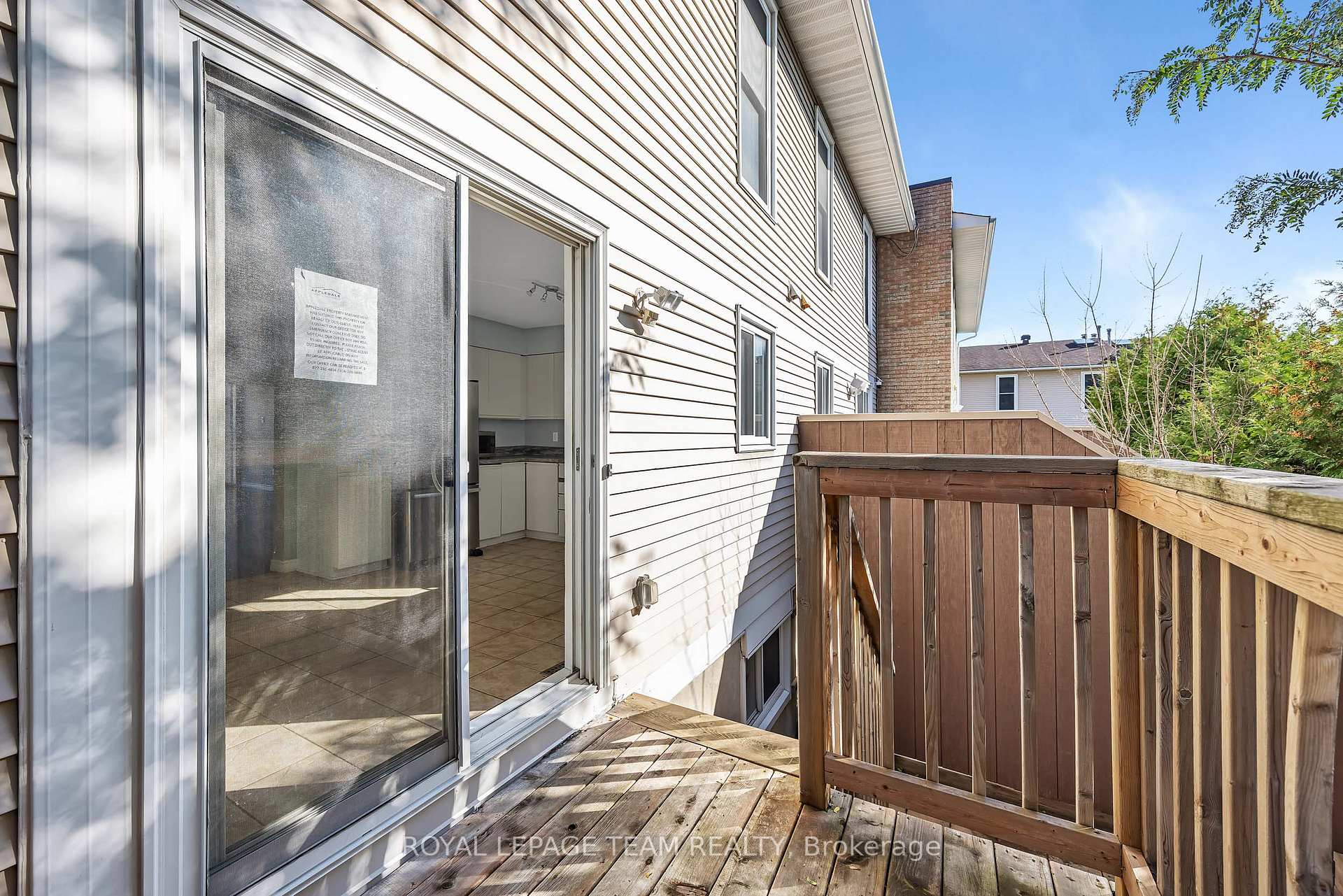 Photo 35 of Unit D, 284 Dalehurst Drive, Ottawa, Tanglewood — HOMEH