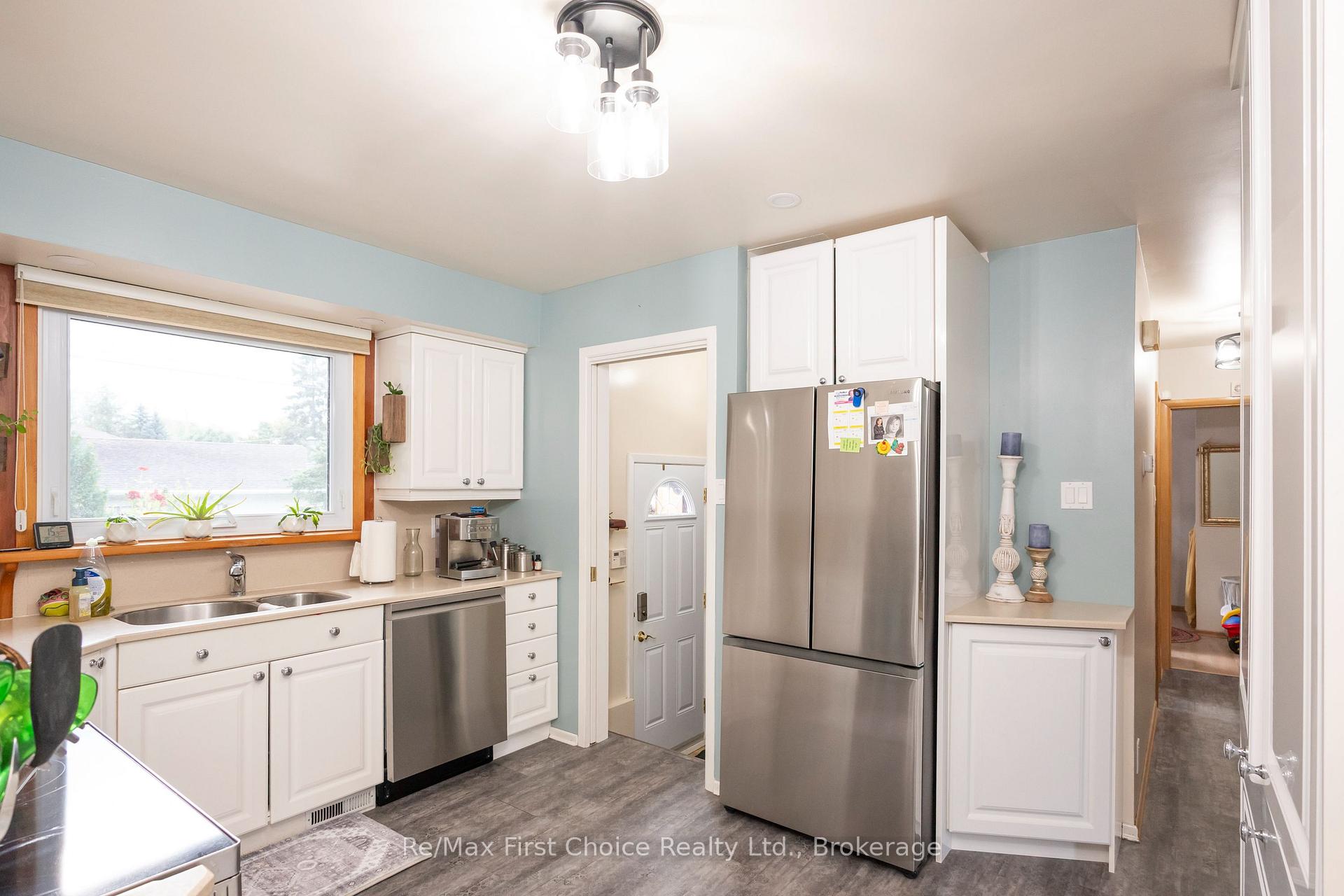Photo 42 of 159 Hogarth Street, Thunder Bay, Grandview — HOMEH