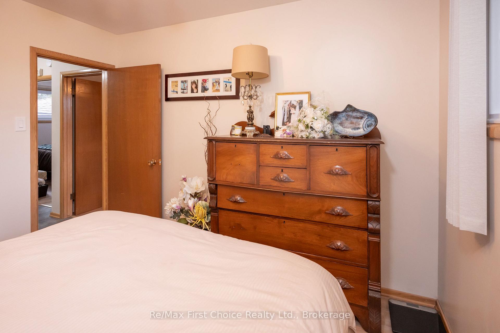 Photo 58 of 159 Hogarth Street, Thunder Bay, Grandview — HOMEH