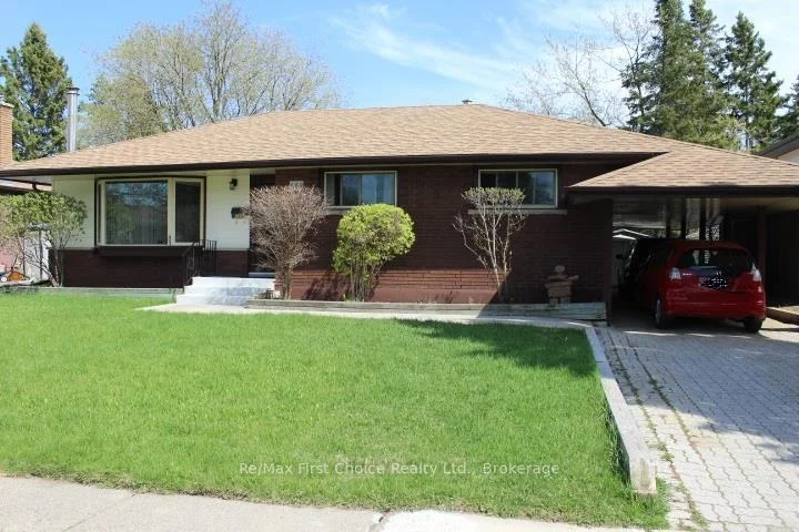 Photo 2 of 159 Hogarth Street, Thunder Bay, Grandview — HOMEH