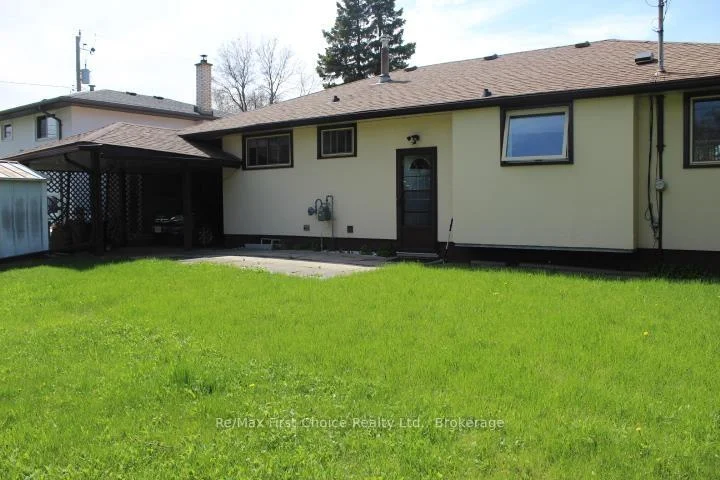 Photo 6 of 159 Hogarth Street, Thunder Bay, Grandview — HOMEH