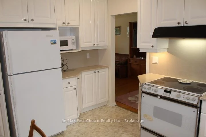 Photo 14 of 159 Hogarth Street, Thunder Bay, Grandview — HOMEH
