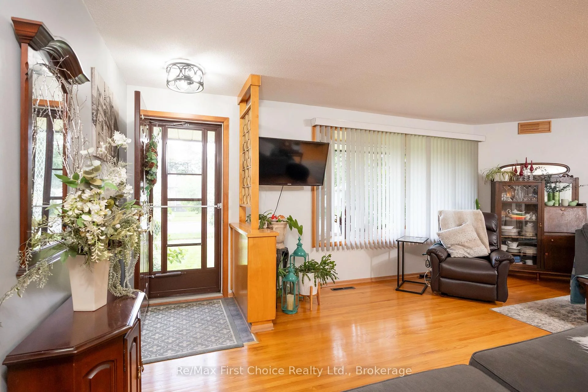 Photo 25 of 159 Hogarth Street, Thunder Bay, Grandview — HOMEH