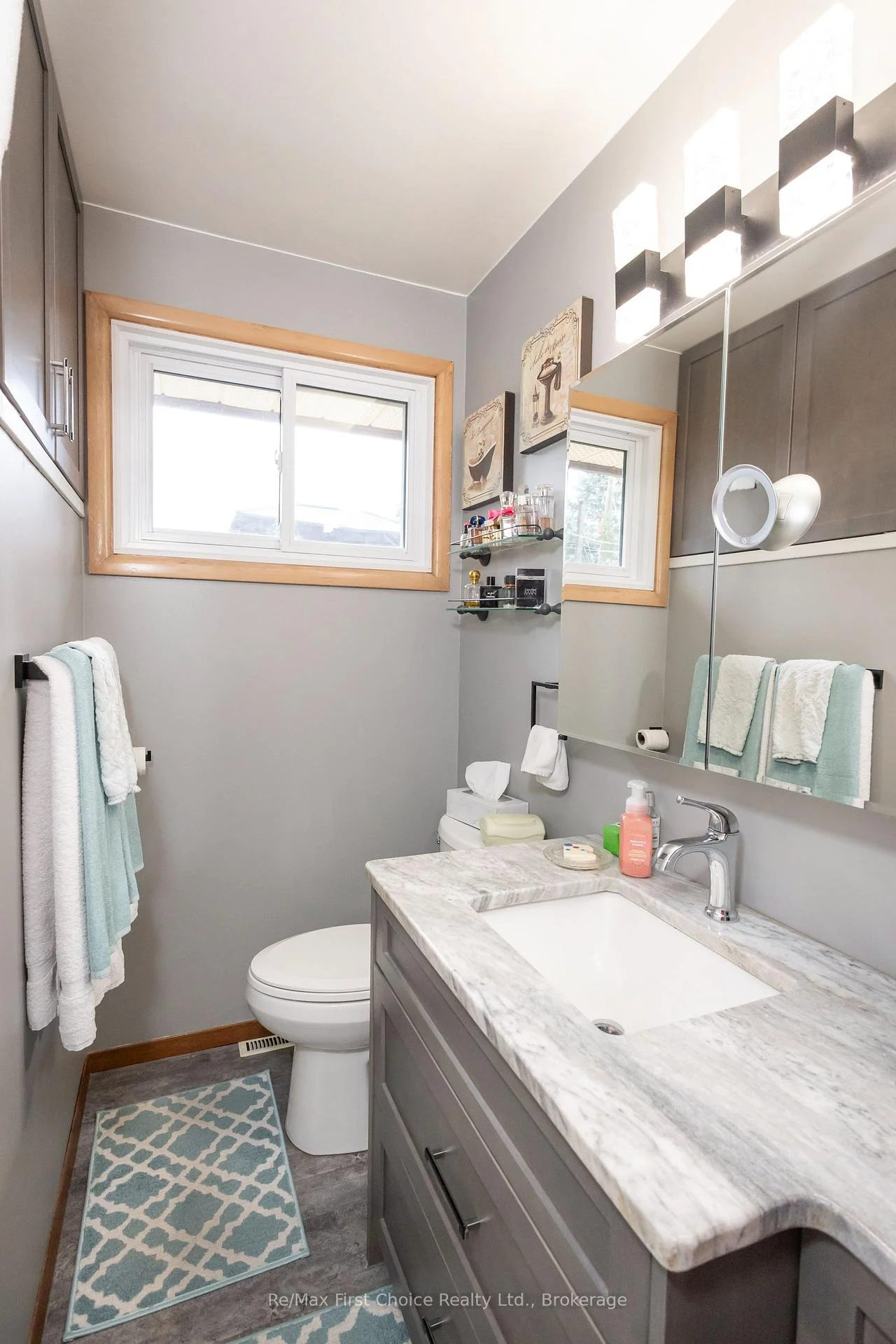 Photo 54 of 159 Hogarth Street, Thunder Bay, Grandview — HOMEH